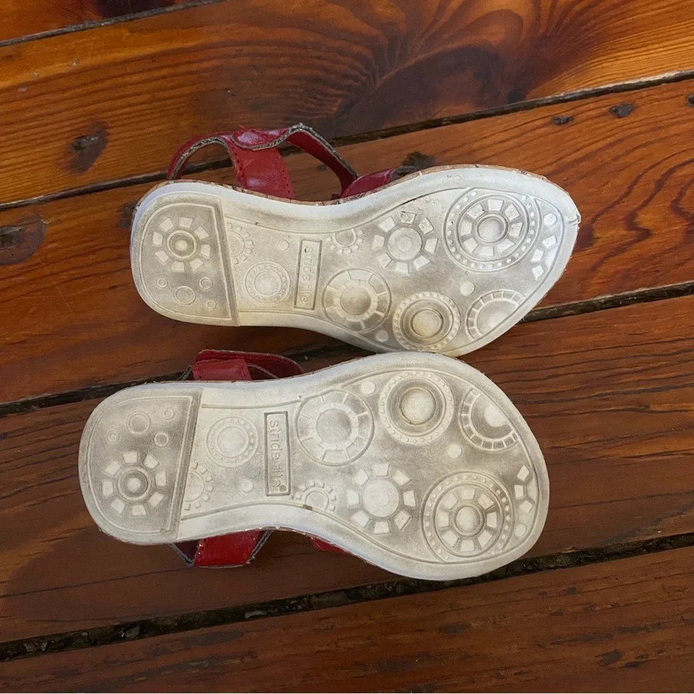 Stride Rite Red & Cork Lucia Strappy Sandals Size 4.5